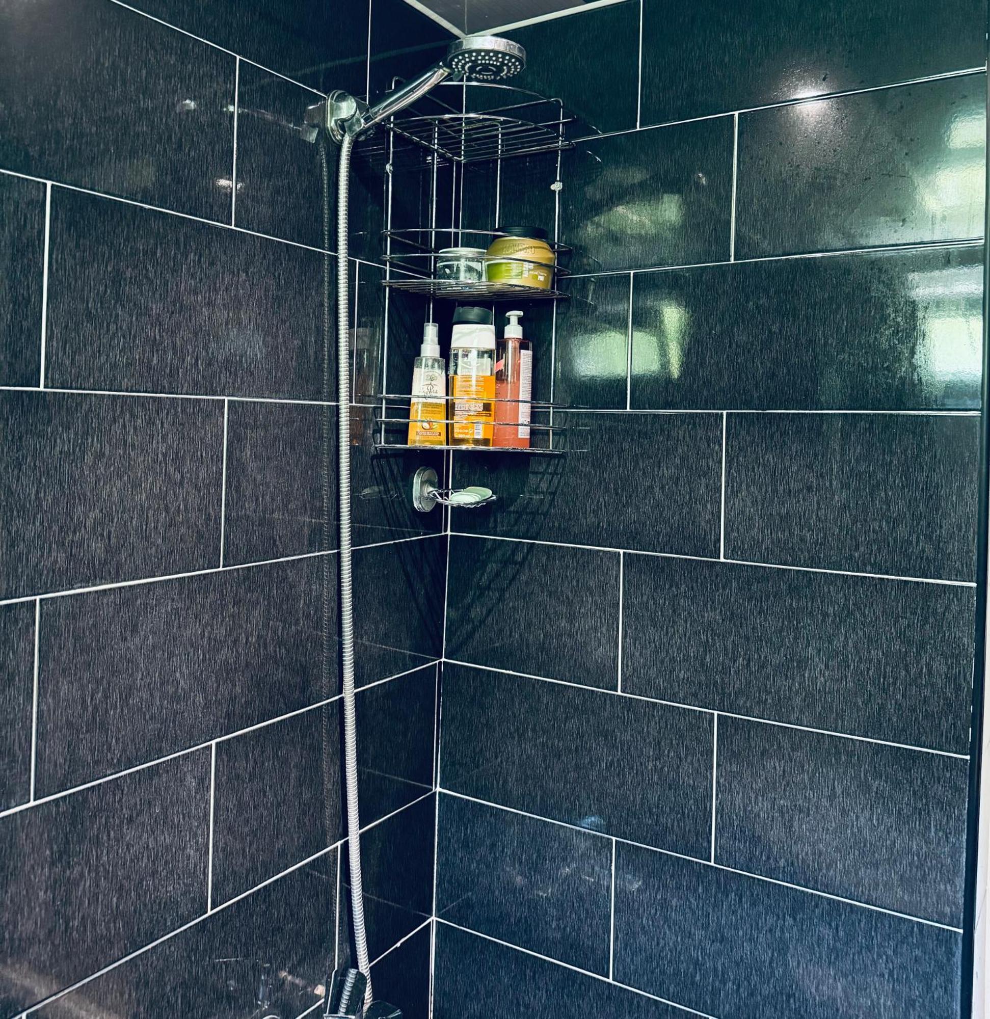 Vodo'S Guesthouse Chvabiani Екстер'єр фото